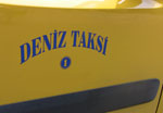 Taxi heißt Taksi - nicht immer jedoch ist Türkisch derart leicht zu lernen...